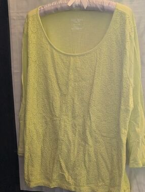 Old Navy Neon Lime Lace Front Long Sleeve Top